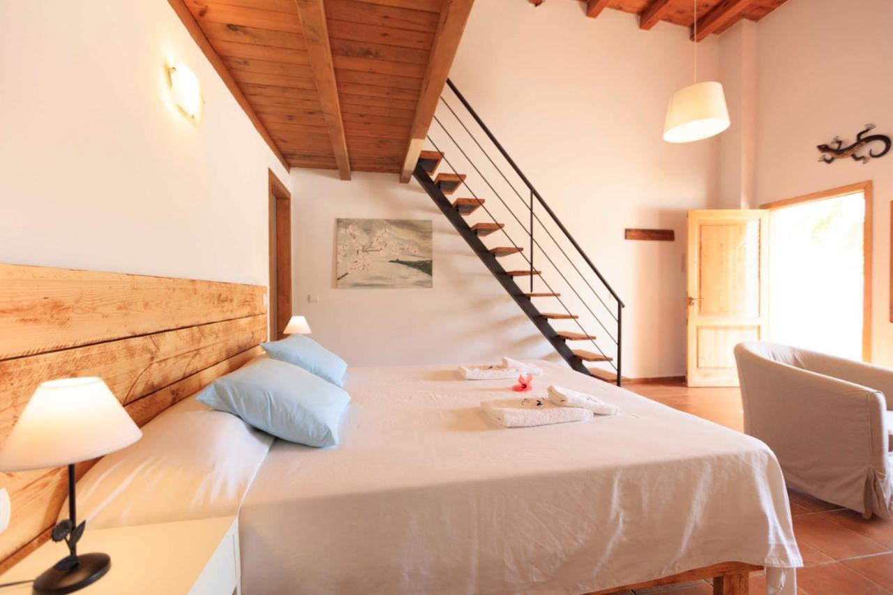 Es Pas Formentera Agroturismo Es Caló de Sant Agustí Esterno foto